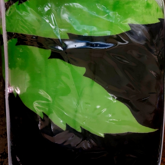 Blanket Queen Size leaf Design - Picture 4 of 5